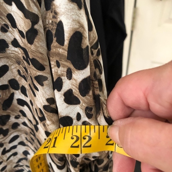 A.Byer size  LG - XL leopard print faux wrap black lace back long sleeve NWT - Picture 12 of 12